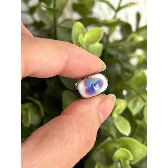 Trollbeads White Glass with Flower Bead - Picture 3 of 4